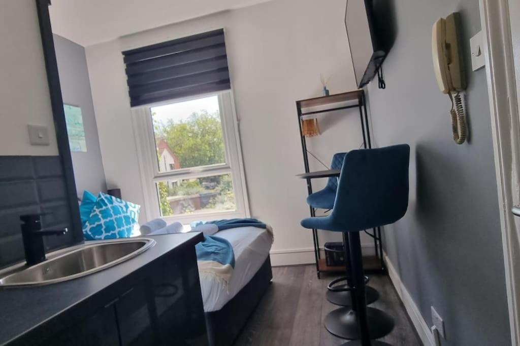 Modern 1Bedroom Studio In London Center Екстер'єр фото